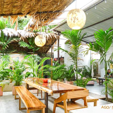 La Tribu Boutique Hostel For Women Puerto Viejo de Talamanca Exterior photo